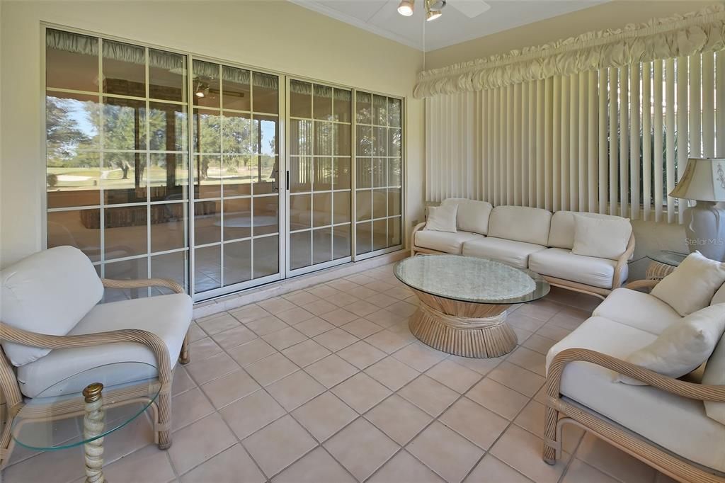 For Sale: $265,000 (3 beds, 2 baths, 1579 Square Feet)