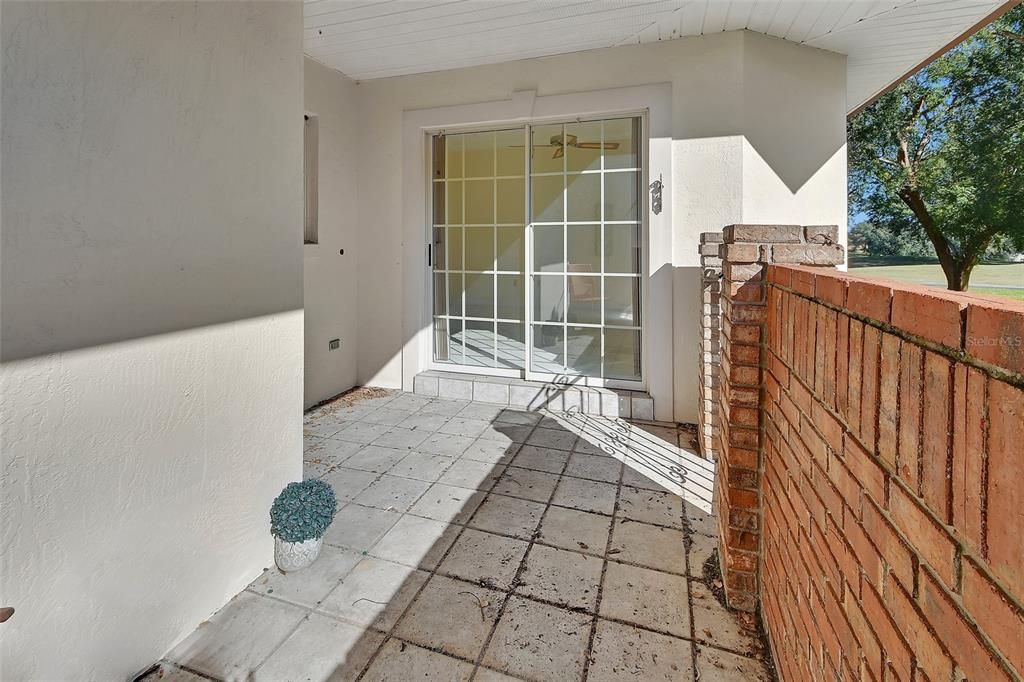 For Sale: $265,000 (3 beds, 2 baths, 1579 Square Feet)