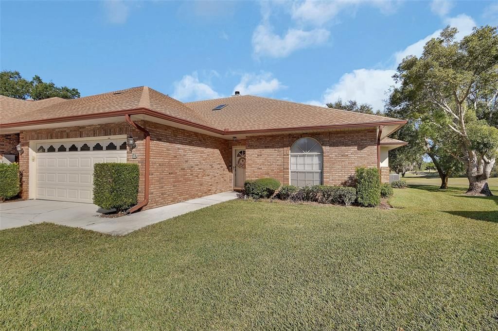 For Sale: $265,000 (3 beds, 2 baths, 1579 Square Feet)