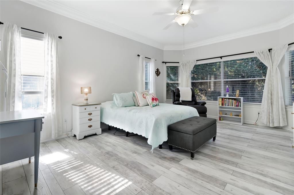 For Sale: $485,000 (3 beds, 2 baths, 2396 Square Feet)