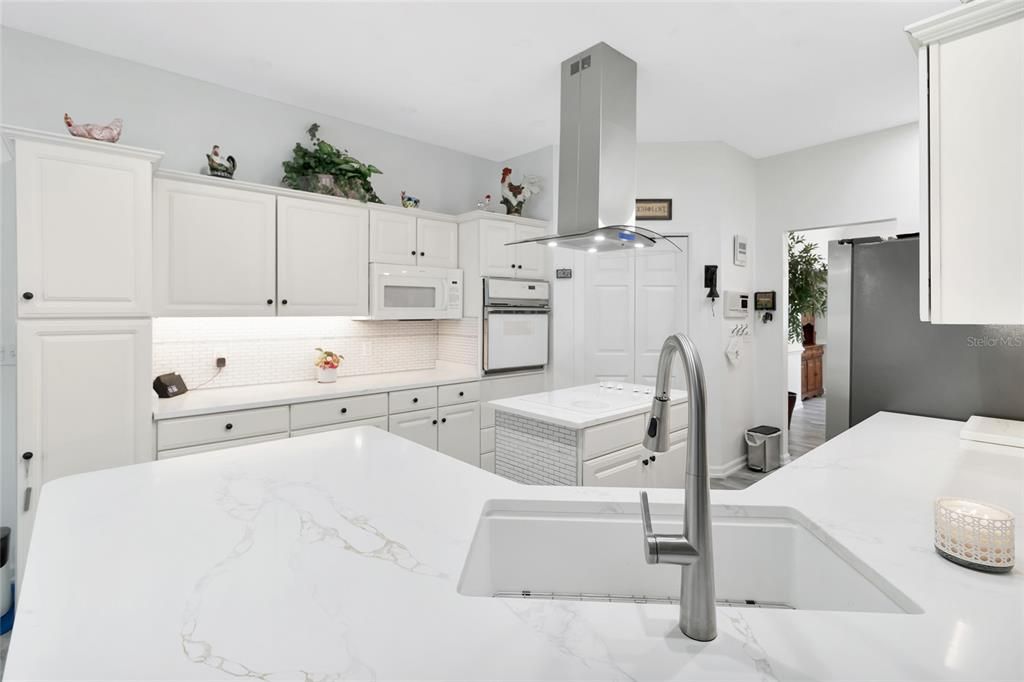 For Sale: $485,000 (3 beds, 2 baths, 2396 Square Feet)