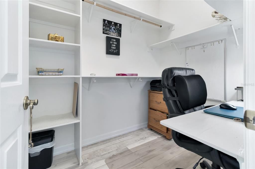 For Sale: $485,000 (3 beds, 2 baths, 2396 Square Feet)