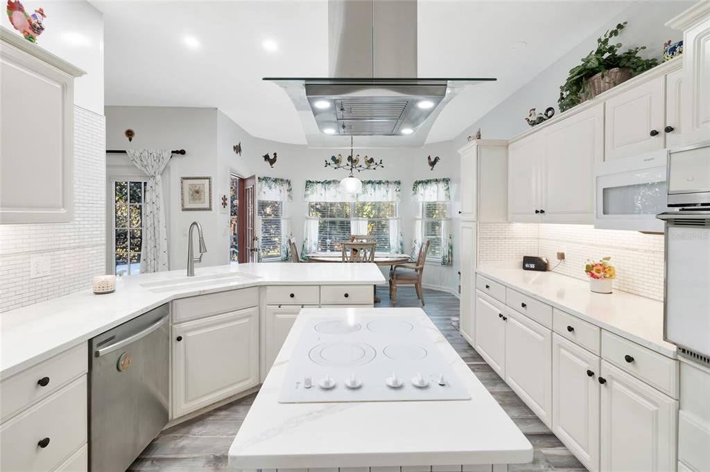 For Sale: $485,000 (3 beds, 2 baths, 2396 Square Feet)