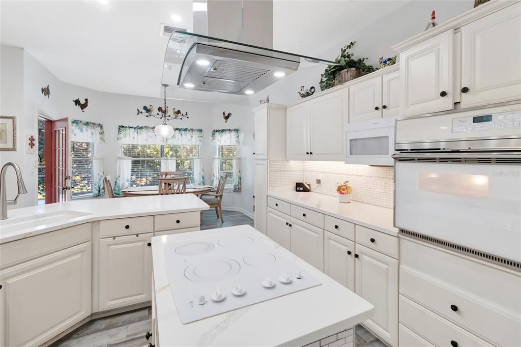 For Sale: $485,000 (3 beds, 2 baths, 2396 Square Feet)