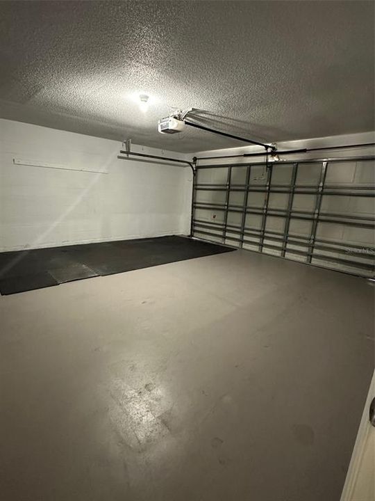 For Rent: $2,100 (3 beds, 2 baths, 1685 Square Feet)