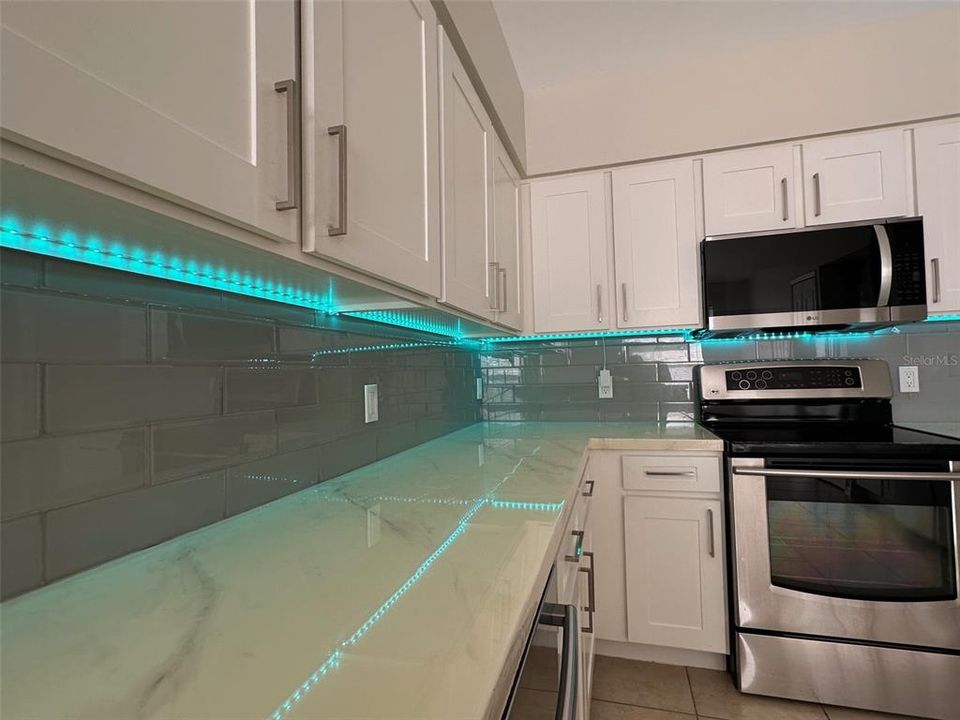 For Rent: $2,100 (3 beds, 2 baths, 1685 Square Feet)