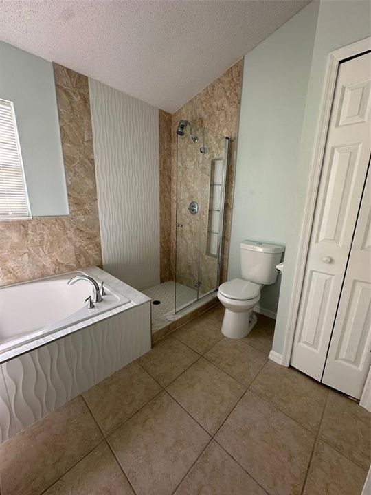 For Rent: $2,100 (3 beds, 2 baths, 1685 Square Feet)