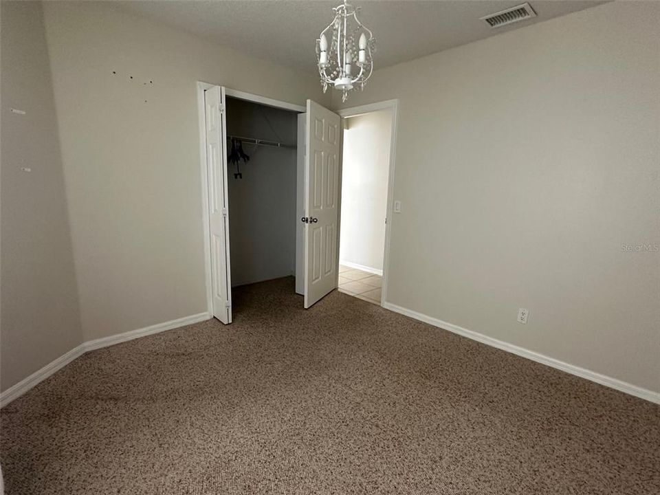 For Rent: $2,100 (3 beds, 2 baths, 1685 Square Feet)