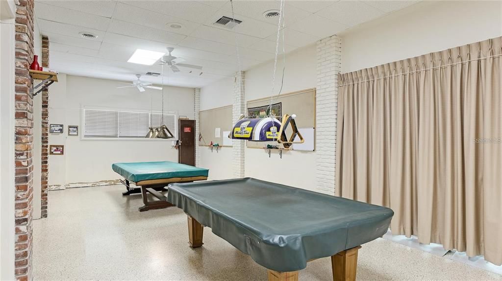 For Sale: $115,000 (1 beds, 2 baths, 1008 Square Feet)