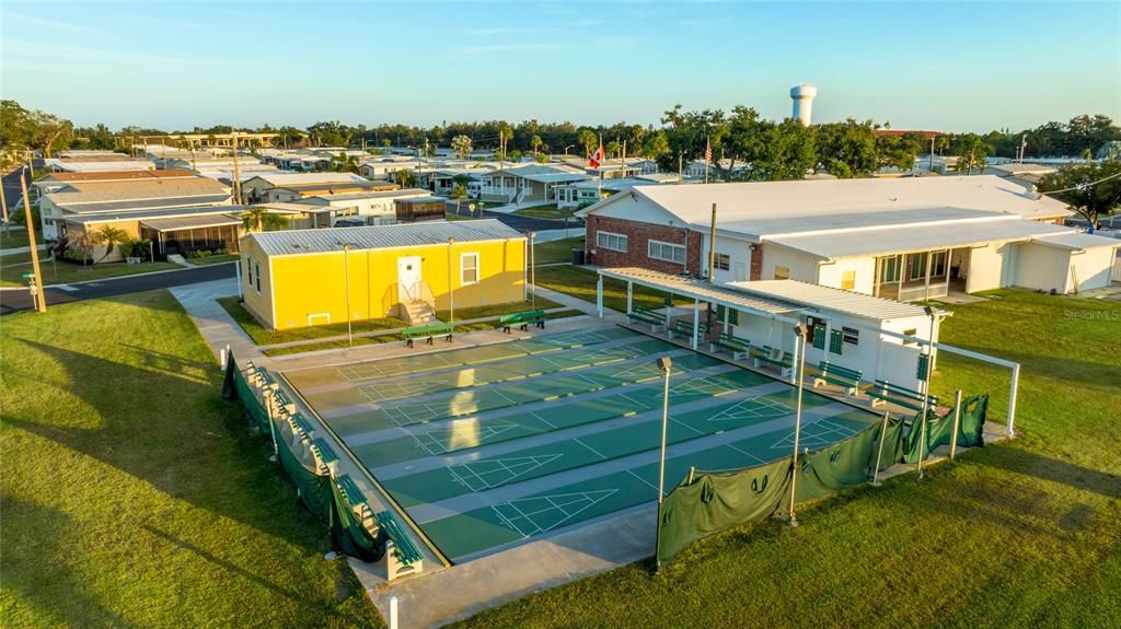 For Sale: $115,000 (1 beds, 2 baths, 1008 Square Feet)