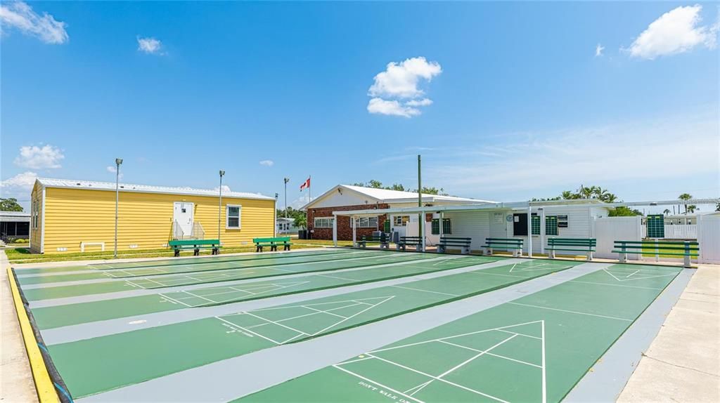 For Sale: $115,000 (1 beds, 2 baths, 1008 Square Feet)