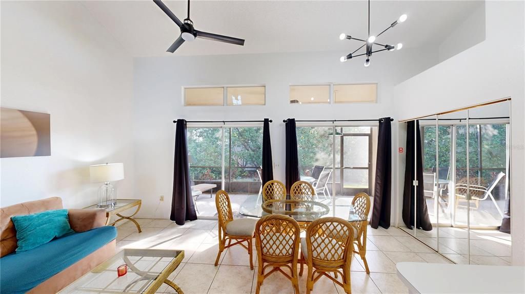 For Sale: $275,000 (2 beds, 2 baths, 1012 Square Feet)