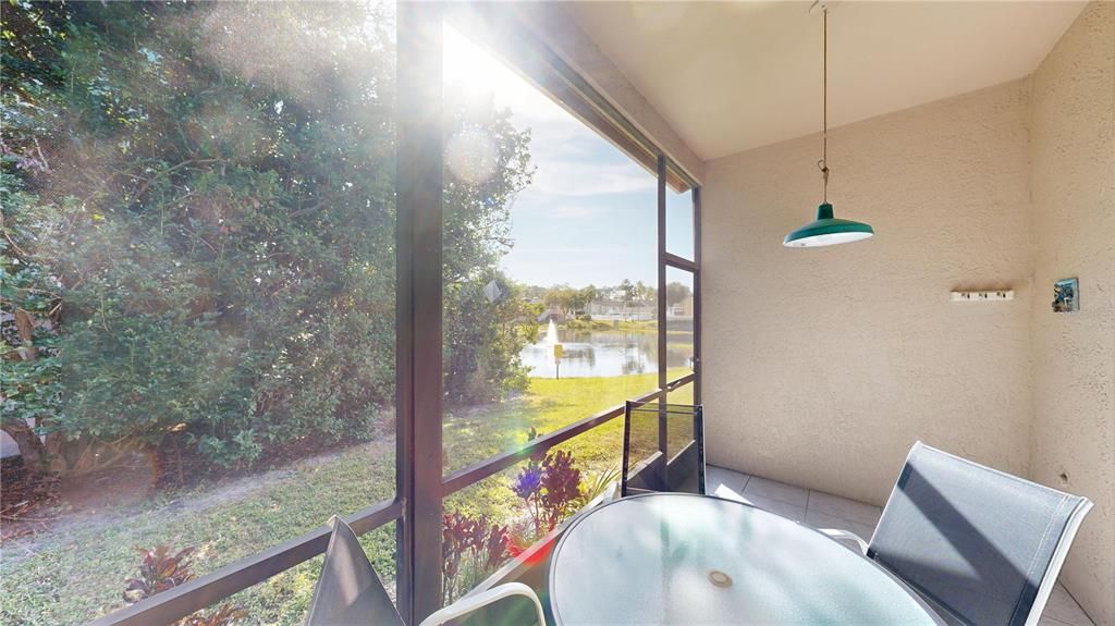 For Sale: $275,000 (2 beds, 2 baths, 1012 Square Feet)