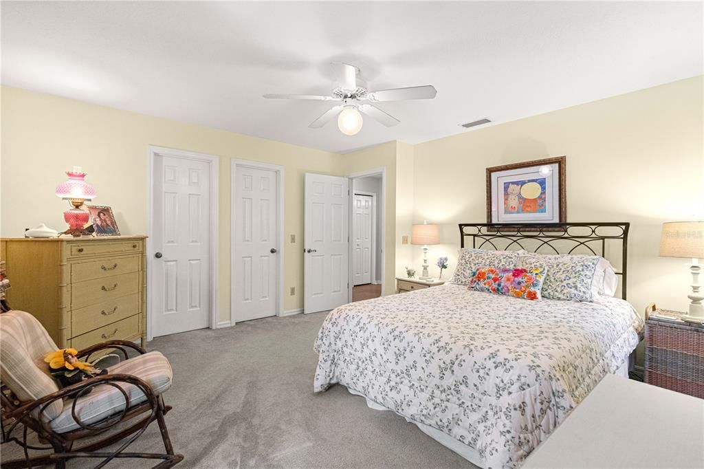 For Sale: $485,000 (3 beds, 2 baths, 2070 Square Feet)