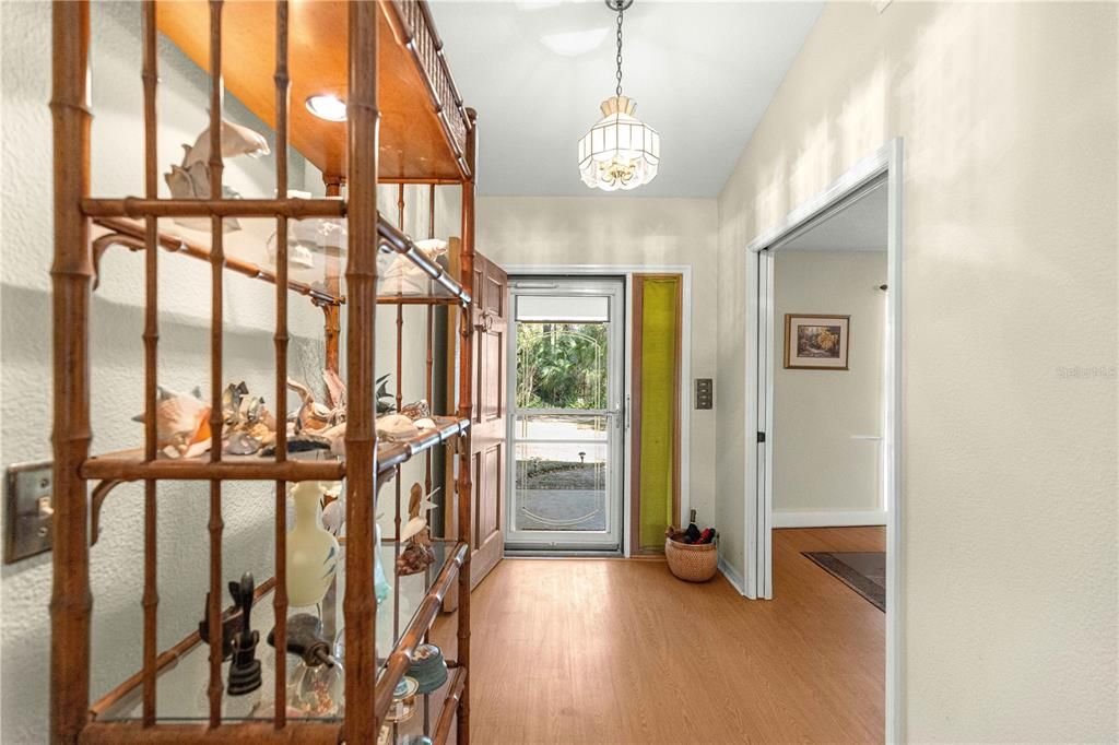 For Sale: $485,000 (3 beds, 2 baths, 2070 Square Feet)