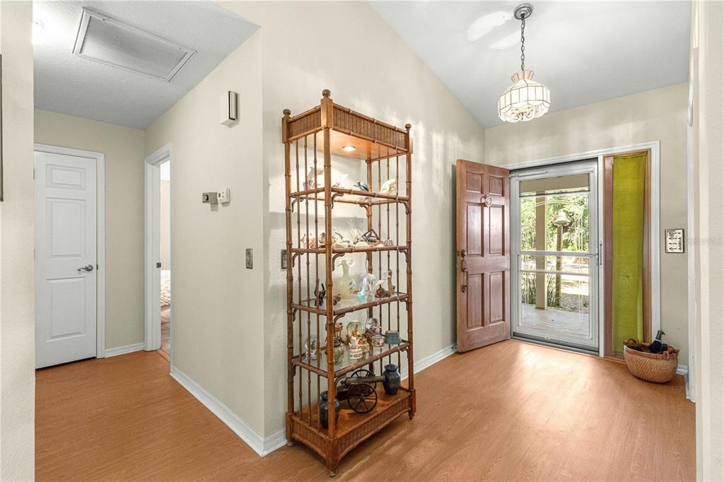 For Sale: $485,000 (3 beds, 2 baths, 2070 Square Feet)