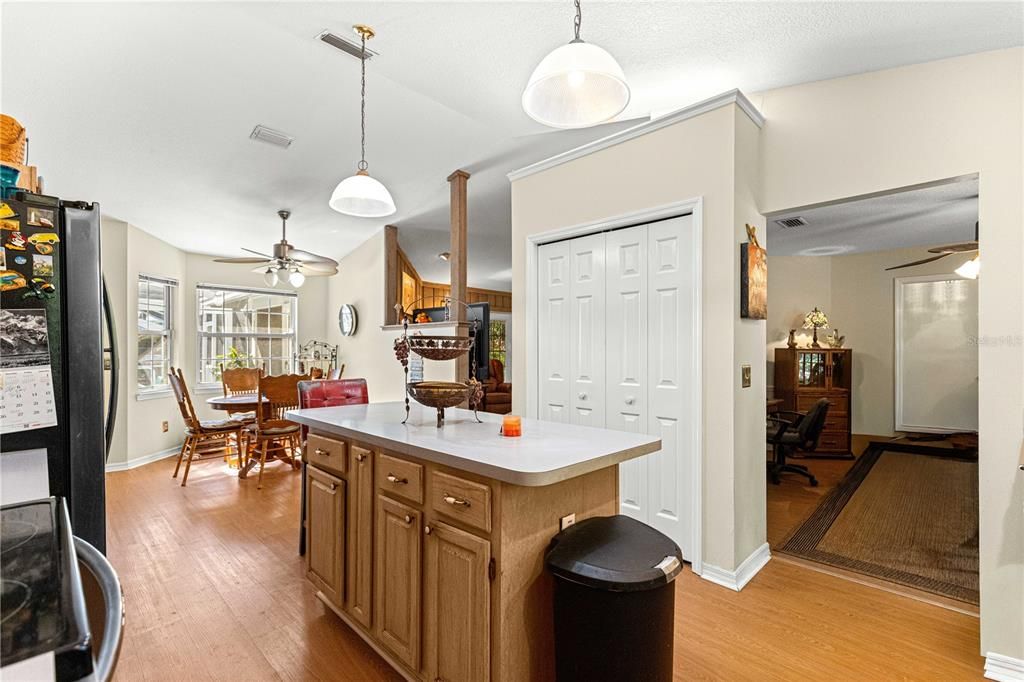 For Sale: $485,000 (3 beds, 2 baths, 2070 Square Feet)