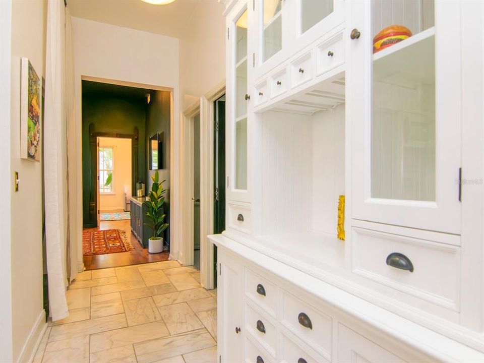 For Rent: $4,500 (3 beds, 2 baths, 2015 Square Feet)