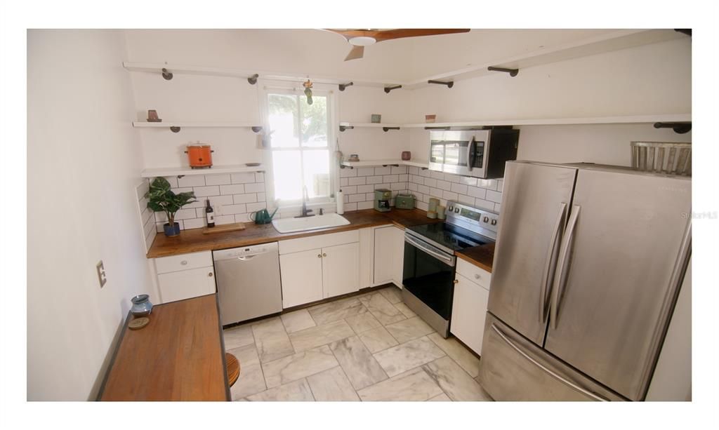 For Rent: $4,500 (3 beds, 2 baths, 2015 Square Feet)