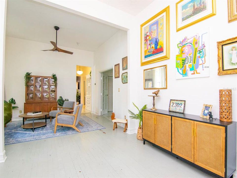 For Rent: $4,500 (3 beds, 2 baths, 2015 Square Feet)