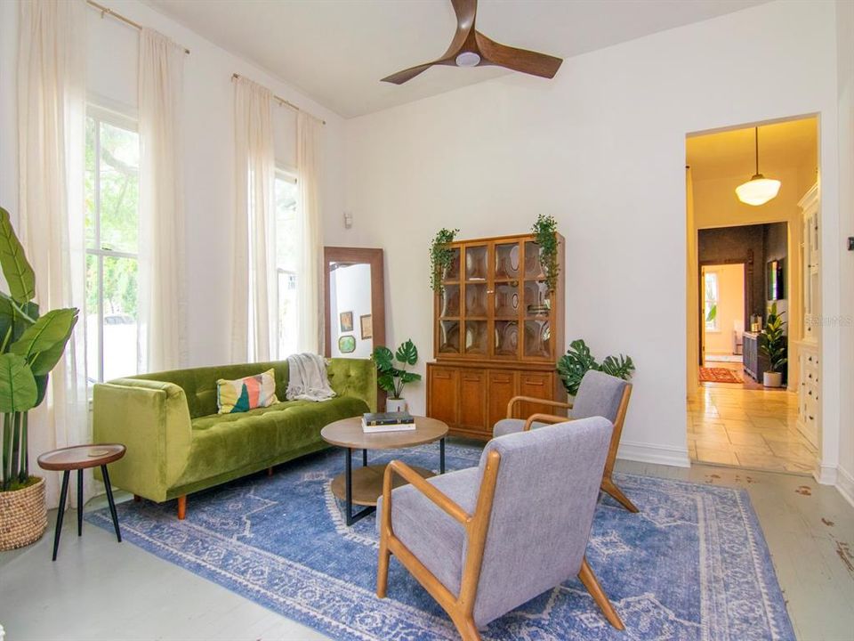 For Rent: $4,500 (3 beds, 2 baths, 2015 Square Feet)