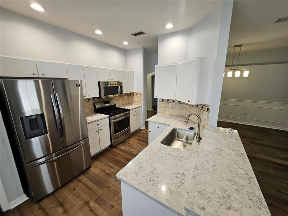 For Rent: $2,500 (3 beds, 2 baths, 1530 Square Feet)