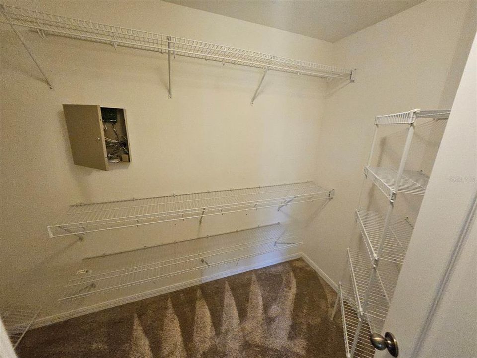 For Rent: $2,500 (3 beds, 2 baths, 1530 Square Feet)