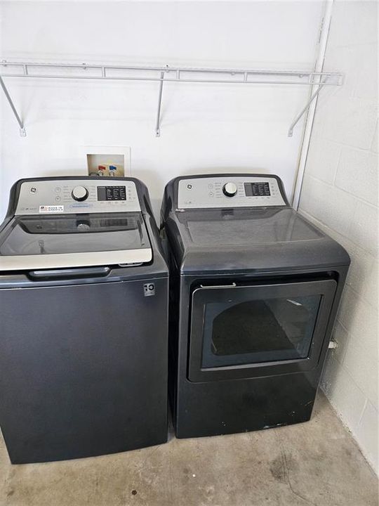 For Rent: $2,500 (3 beds, 2 baths, 1530 Square Feet)