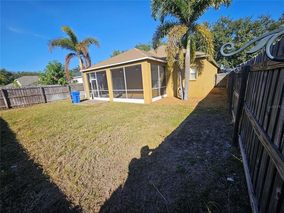 For Rent: $2,500 (3 beds, 2 baths, 1530 Square Feet)