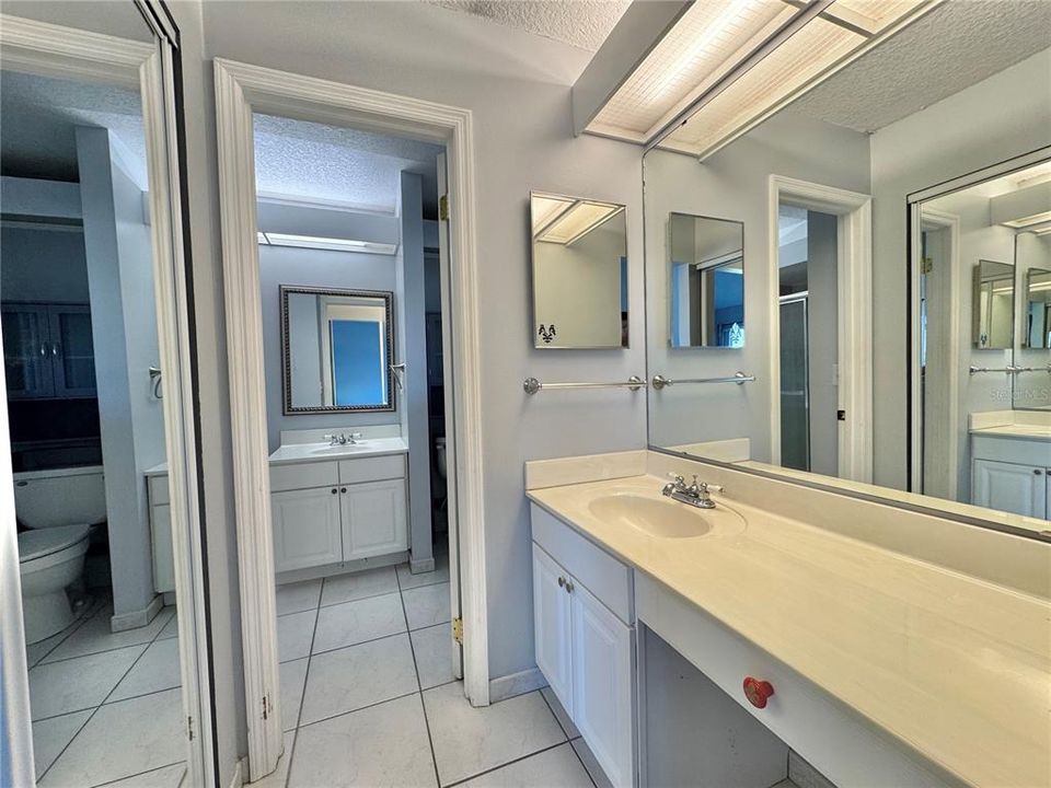 Под контрактом: $2,200 (3 спален, 2 ванн, 1314 Квадратных фут)