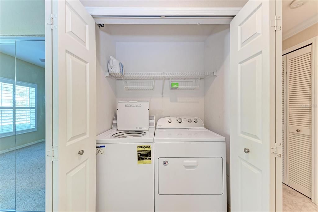 待售: $290,000 (2 贝兹, 2 浴室, 1352 平方英尺)