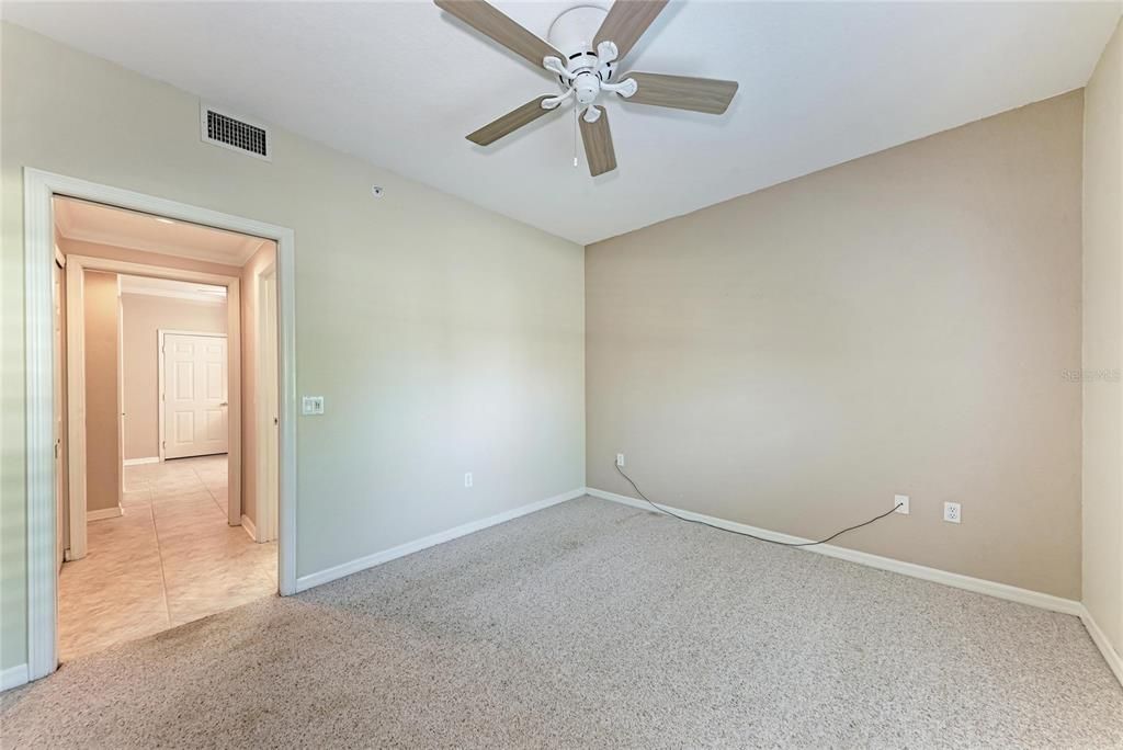 待售: $290,000 (2 贝兹, 2 浴室, 1352 平方英尺)