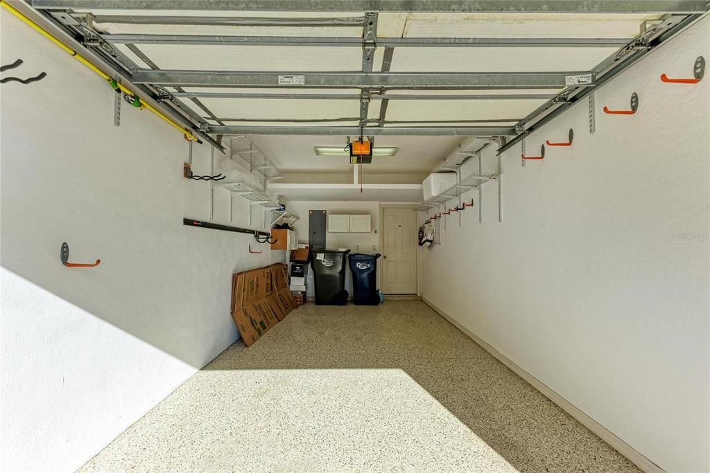 待售: $290,000 (2 贝兹, 2 浴室, 1352 平方英尺)