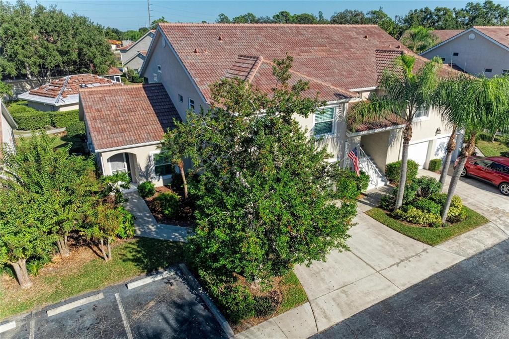 待售: $290,000 (2 贝兹, 2 浴室, 1352 平方英尺)