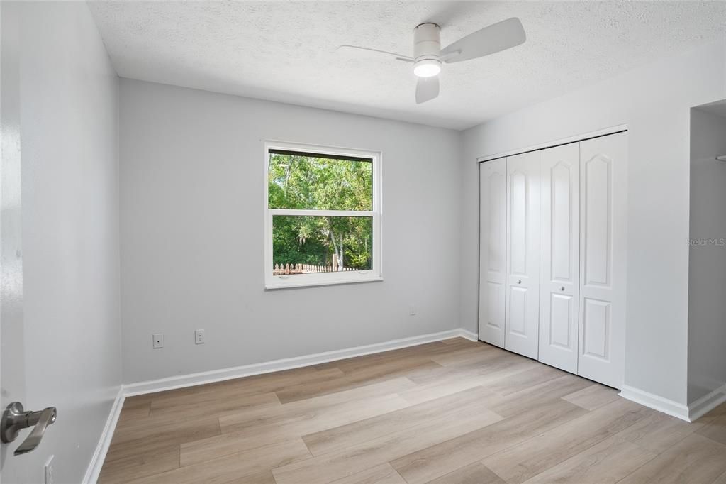 Active With Contract: $374,900 (3 beds, 2 baths, 1580 Square Feet)