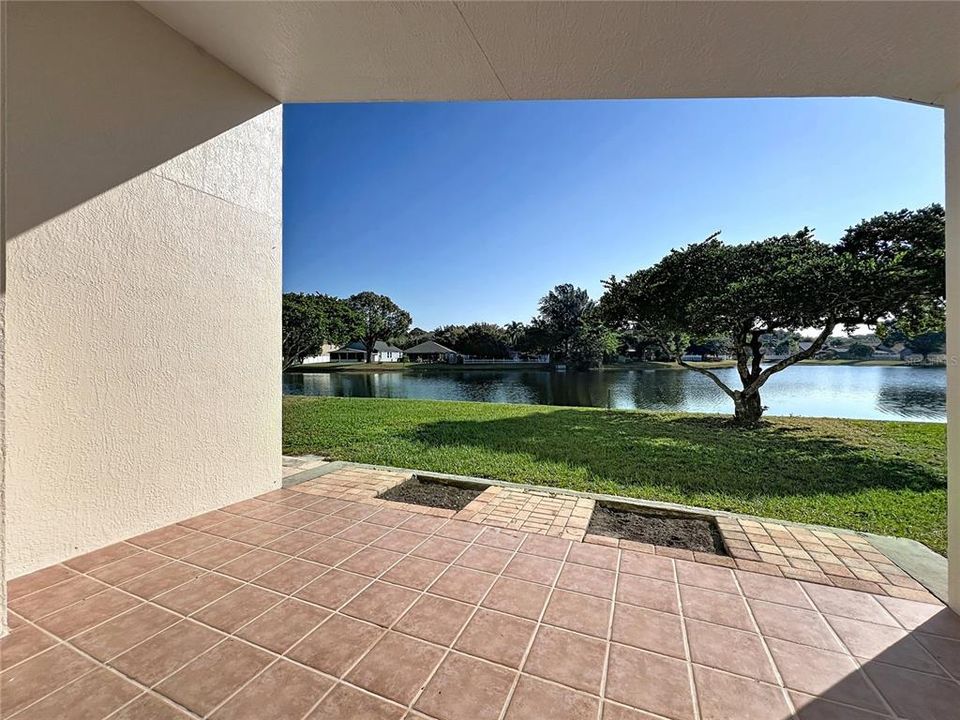 Activo con contrato: $384,500 (3 camas, 2 baños, 1265 Pies cuadrados)