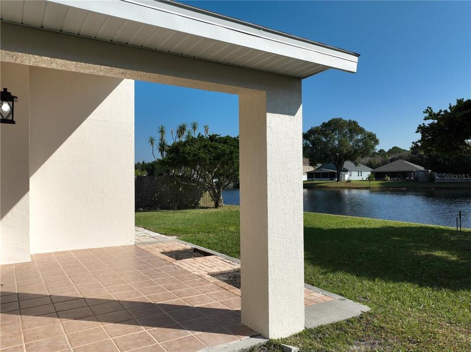 Activo con contrato: $384,500 (3 camas, 2 baños, 1265 Pies cuadrados)