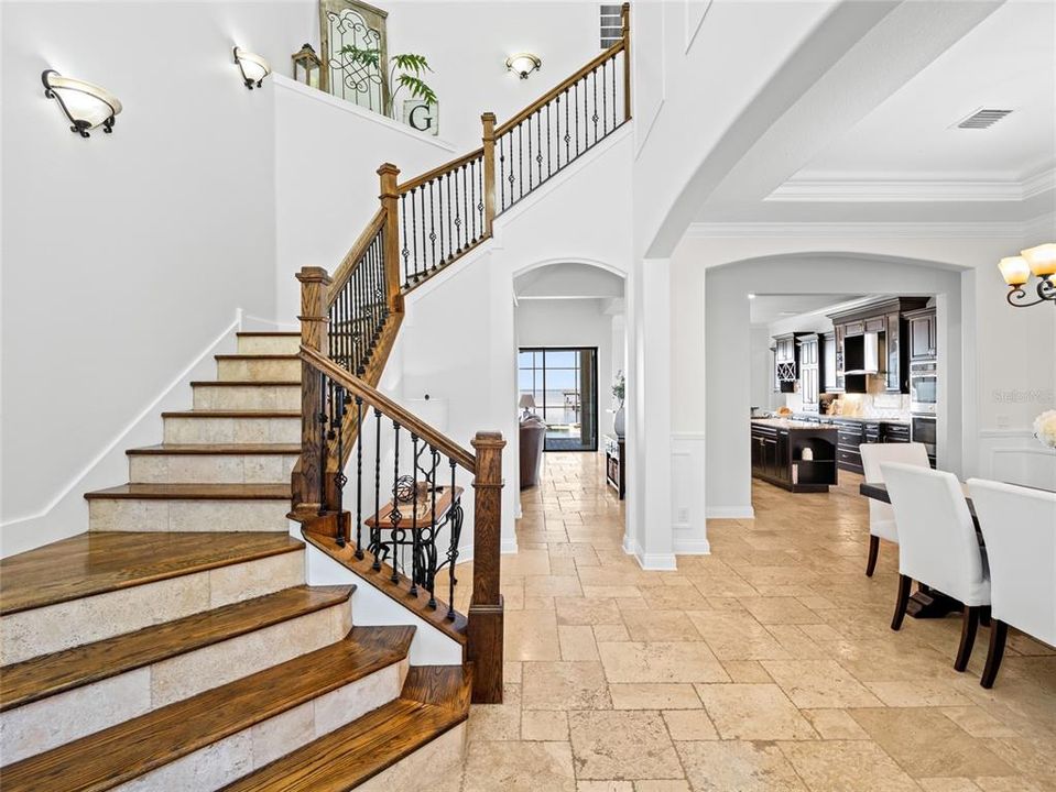 En Venta: $1,495,000 (5 camas, 3 baños, 3591 Pies cuadrados)