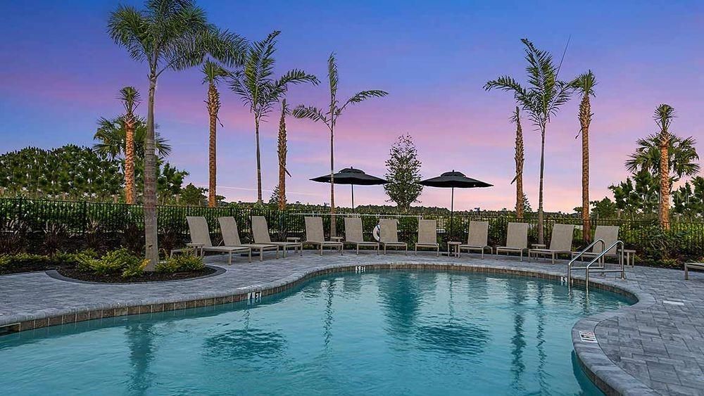 待售: $258,000 (2 贝兹, 2 浴室, 1180 平方英尺)