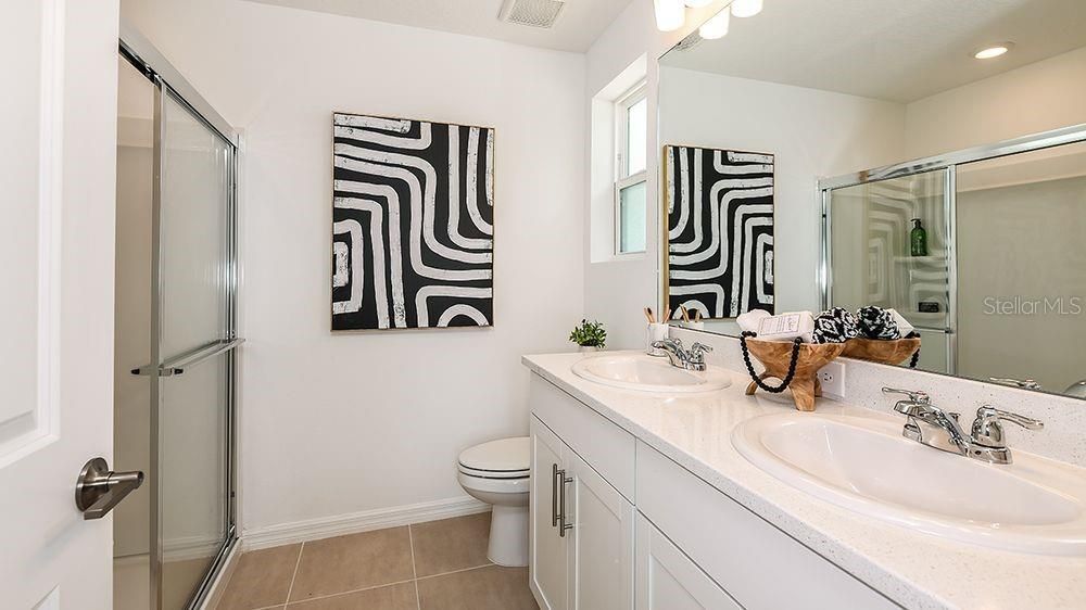 待售: $258,000 (2 贝兹, 2 浴室, 1180 平方英尺)