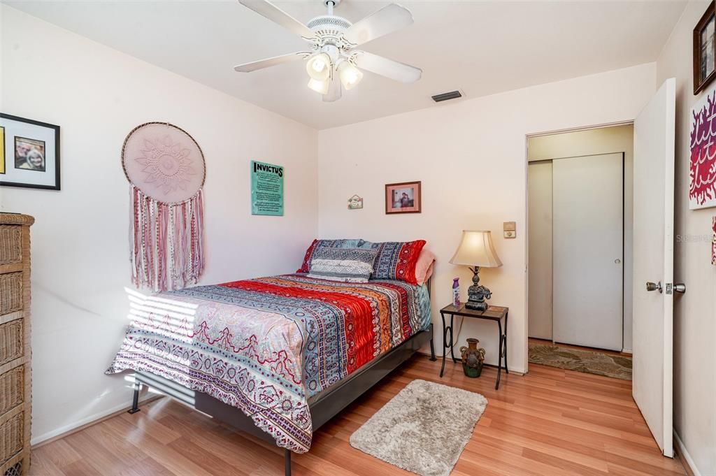 Active With Contract: $319,000 (3 beds, 2 baths, 1204 Square Feet)