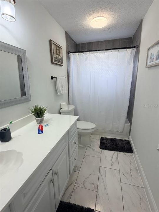 For Sale: $450,000 (3 beds, 2 baths, 1733 Square Feet)