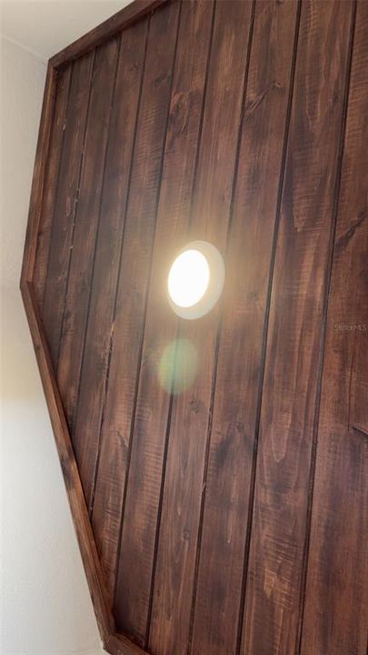 Под контрактом: $197,500 (2 спален, 1 ванн, 1159 Квадратных фут)