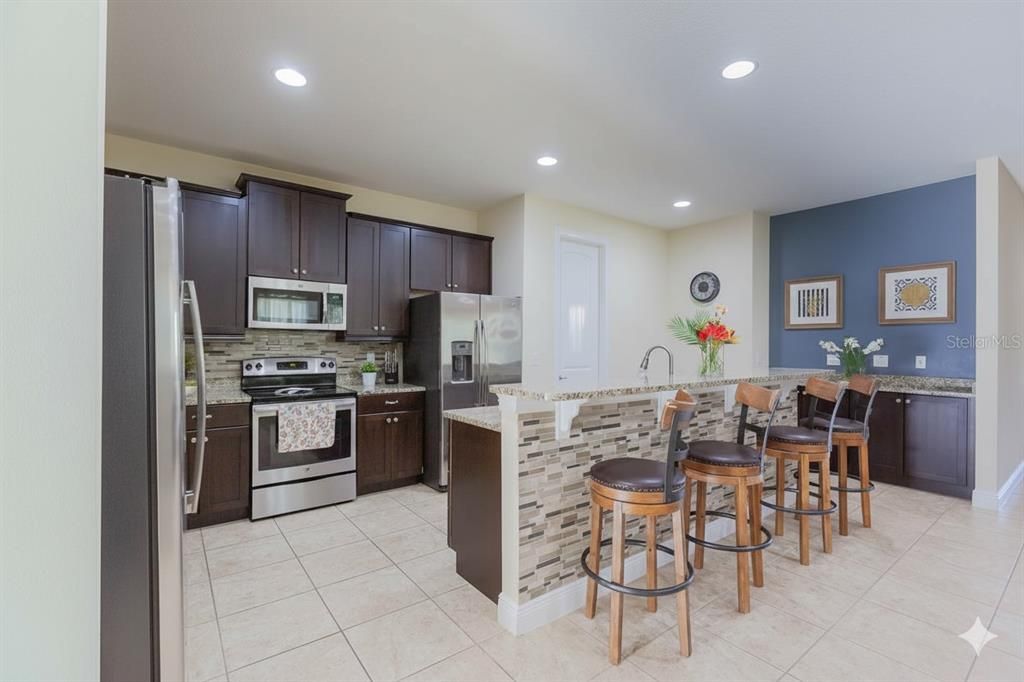 En Venta: $729,000 (8 camas, 8 baños, 4066 Pies cuadrados)