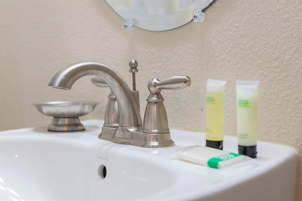 En Venta: $729,000 (8 camas, 8 baños, 4066 Pies cuadrados)