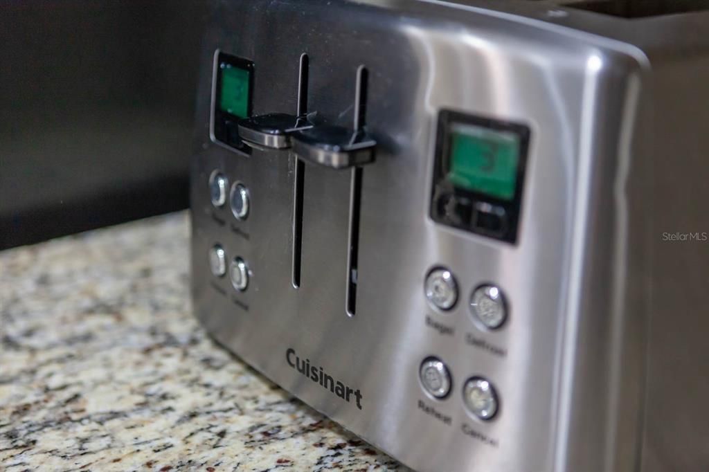 En Venta: $729,000 (8 camas, 8 baños, 4066 Pies cuadrados)