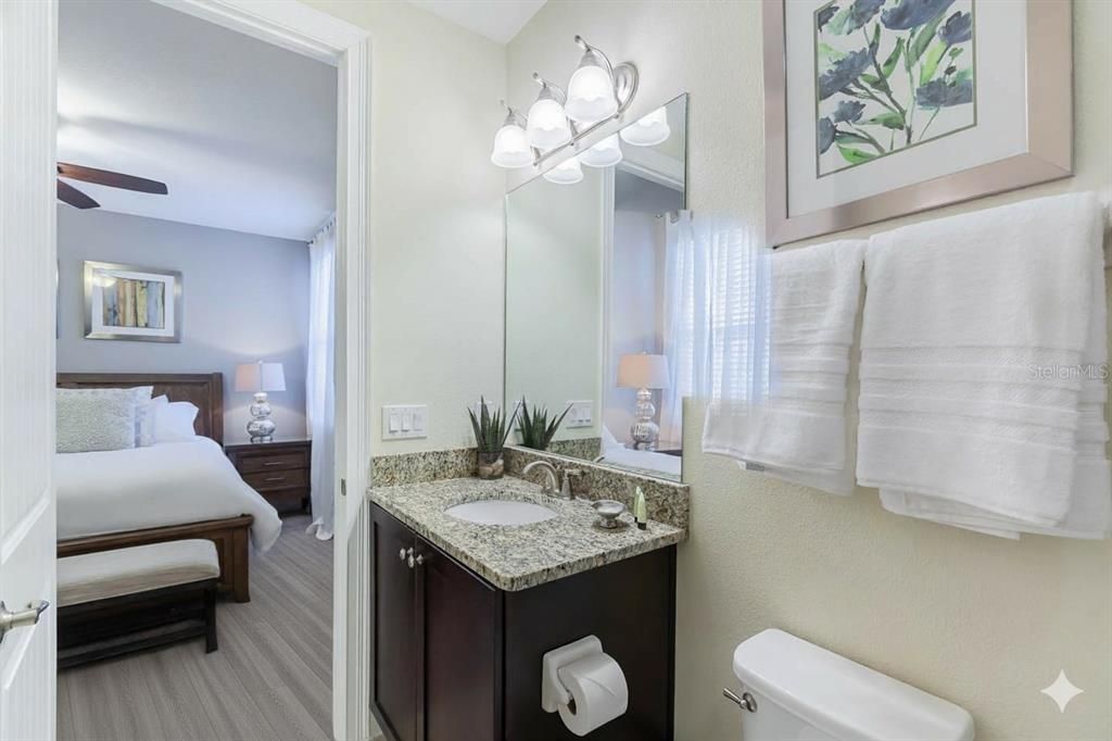 En Venta: $729,000 (8 camas, 8 baños, 4066 Pies cuadrados)