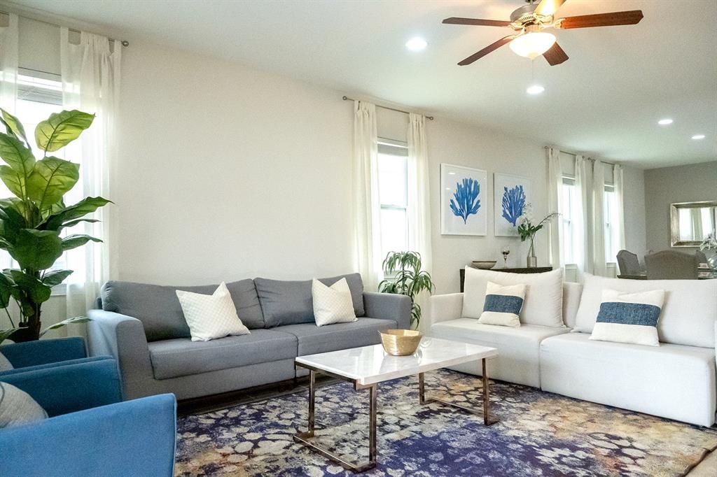 En Venta: $729,000 (8 camas, 8 baños, 4066 Pies cuadrados)