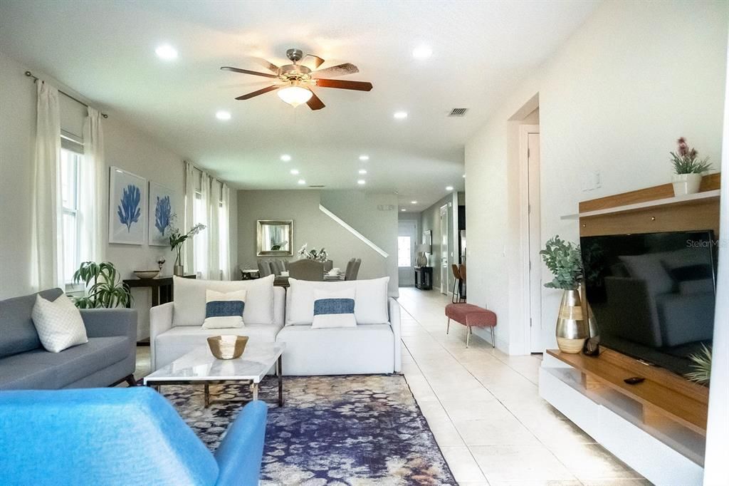 En Venta: $729,000 (8 camas, 8 baños, 4066 Pies cuadrados)