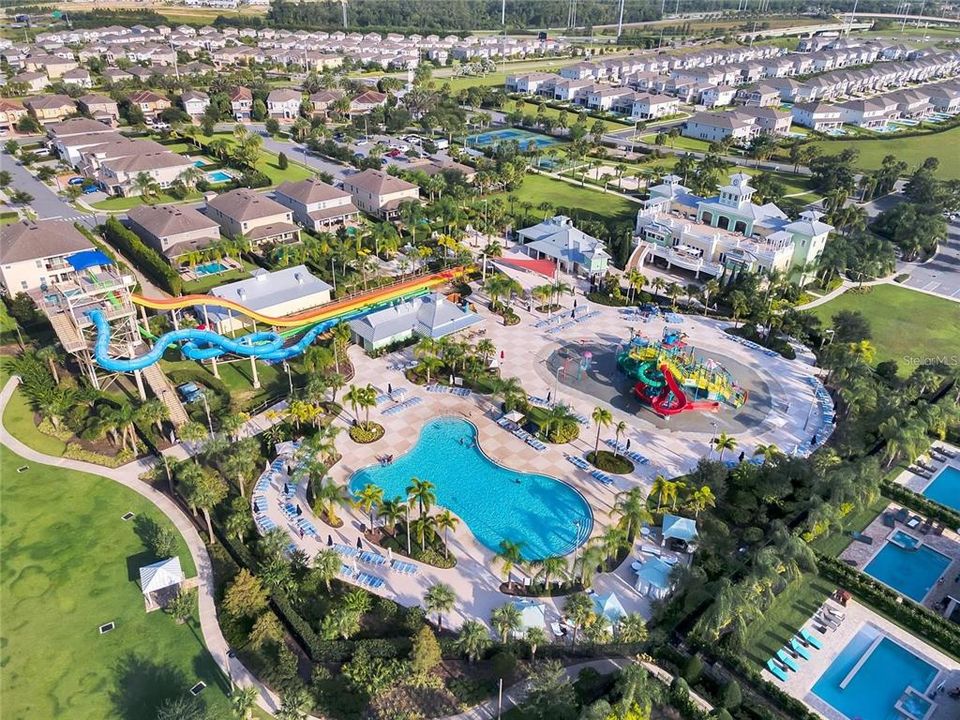 En Venta: $729,000 (8 camas, 8 baños, 4066 Pies cuadrados)